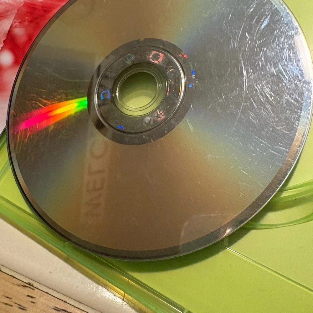 Microsoft Xbox 360 MLB 2K11 Video Game - Red and White